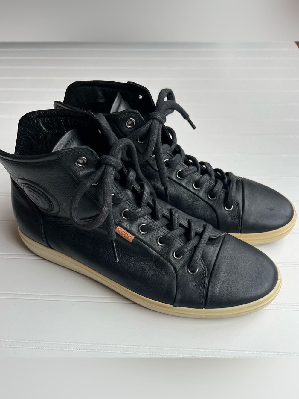 Ecco Black Leather High-Top Sneakers Men's Size 8 - Women's Size 11 - UK 42